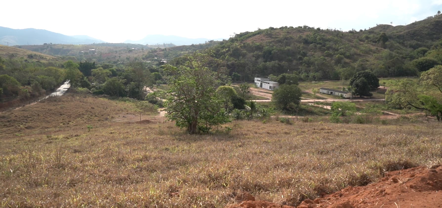 Outro ponto de vista panorâmico privilegiado das chácaras planas - Jardins do Pontal Governador Valadares